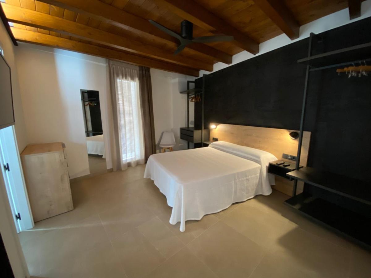 Un Moment, Casa Rural De 4 Estrellas Les Coves de Vinroma Exterior foto